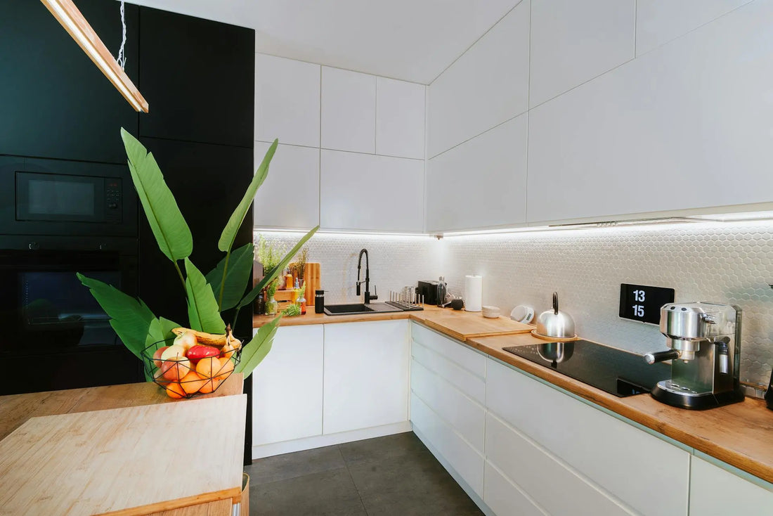 Top-10-Must-Have-Home-Appliances-for-Every-Smart-Home-in-2025 APNA SAMAN
